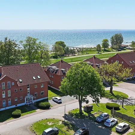 Kaiserhof 38 Muschelfischer *